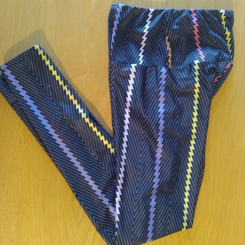 Goldsheep Zig Zag Chevron Stripe Leggings